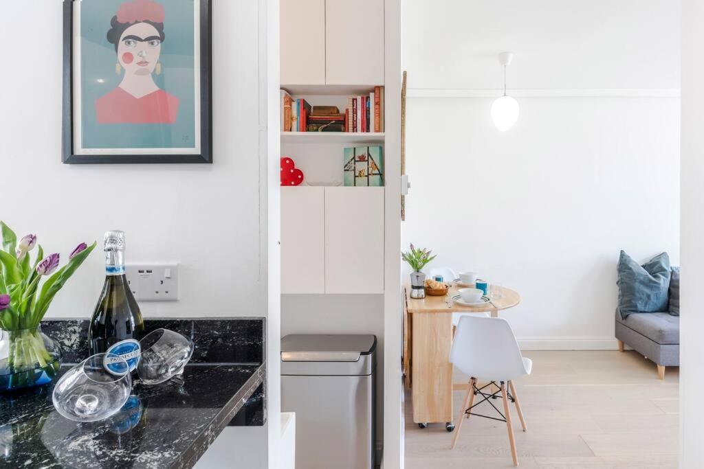 The Clarence, Central London Apartment W/ Wifi Экстерьер фото