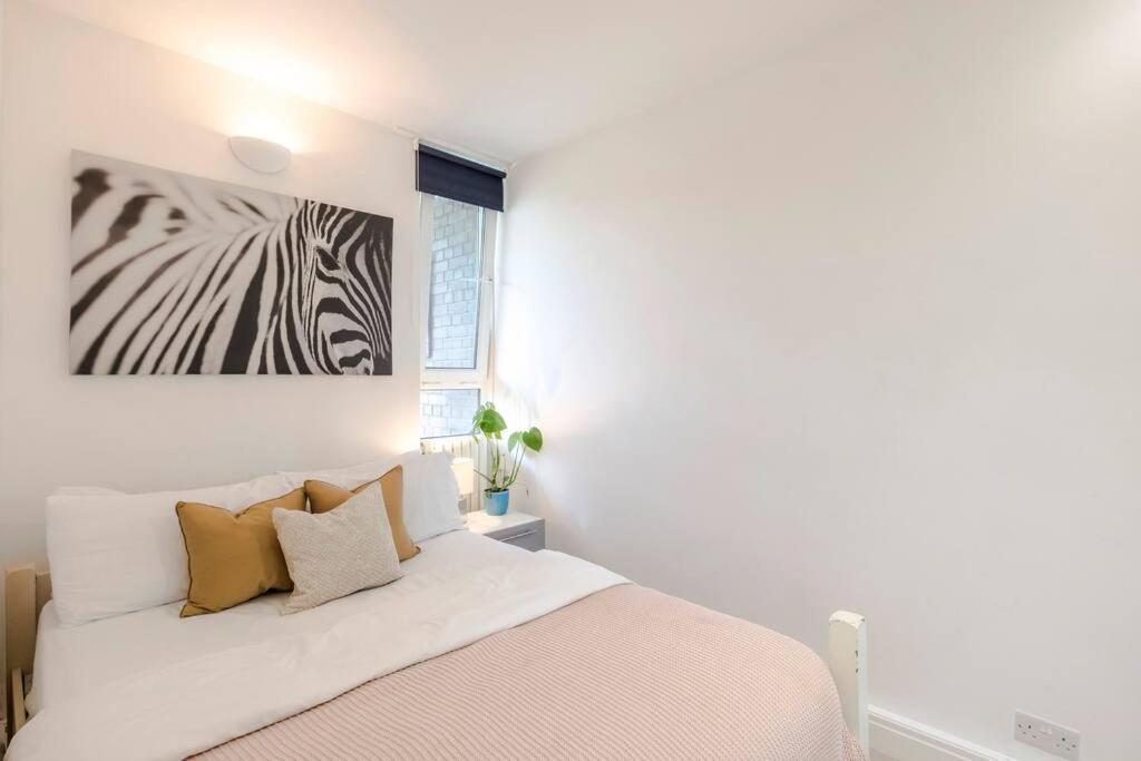 The Clarence, Central London Apartment W/ Wifi Экстерьер фото